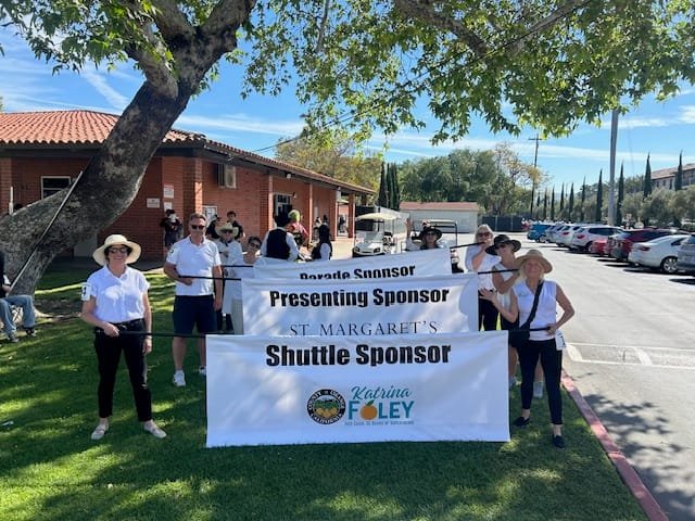 Read more about the article Supporting the Swallows Day Parade